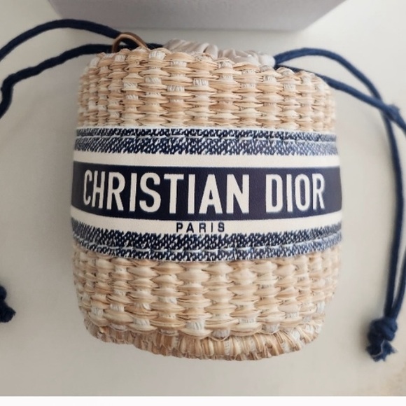 ❌SOLD!❌ Christian Dior Straw/Rattan Mini Crossbody Drawstring Pouch Bag NEW - Picture 1 of 5
